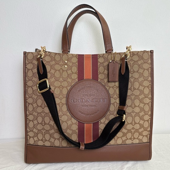 Coach Handbags - NWT COACH C8418 Dempsey Tote 40 In Signature Jacquard Stripe & Patch Bag Purse
